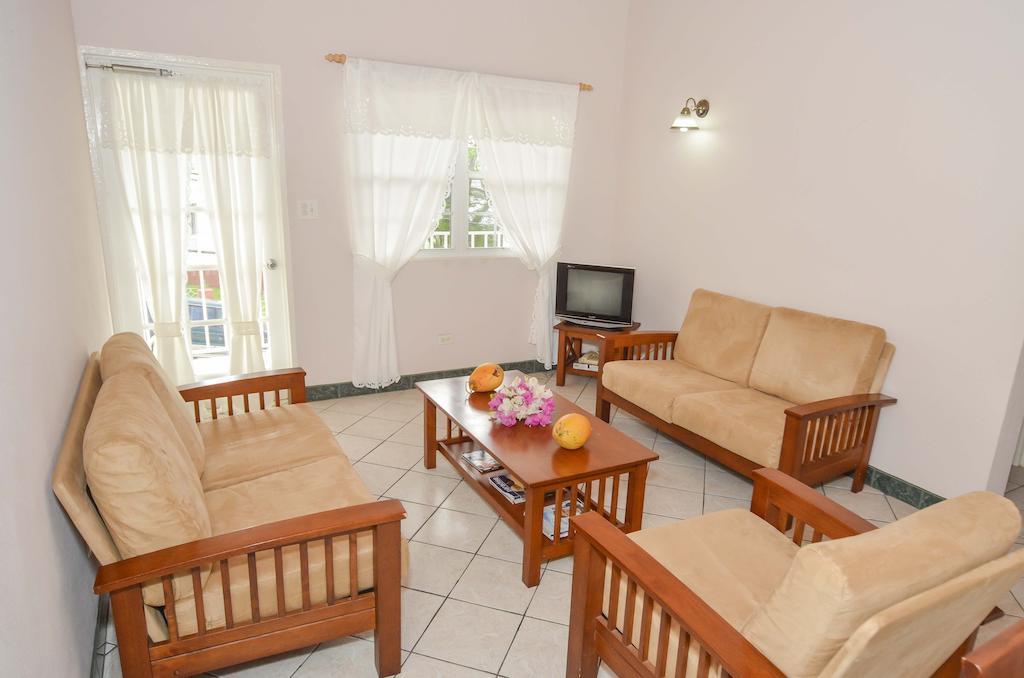 Caribbean Inn And Suites St. John's Værelse billede